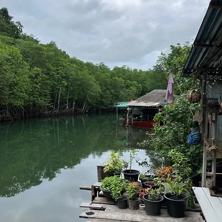 Gumm Lonely Club Apartment Ko Kut Exterior photo