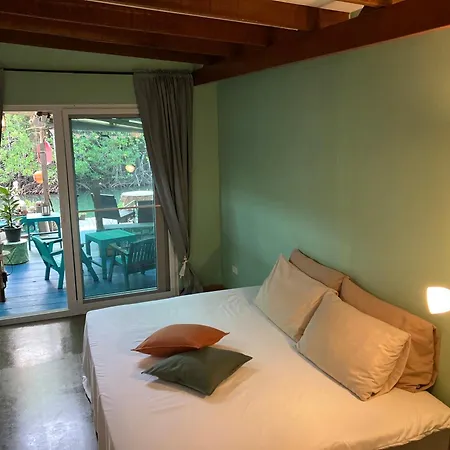 Gumm Lonely Club Apartment Ko Kut Exterior photo